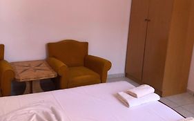 Sotiri Rooms