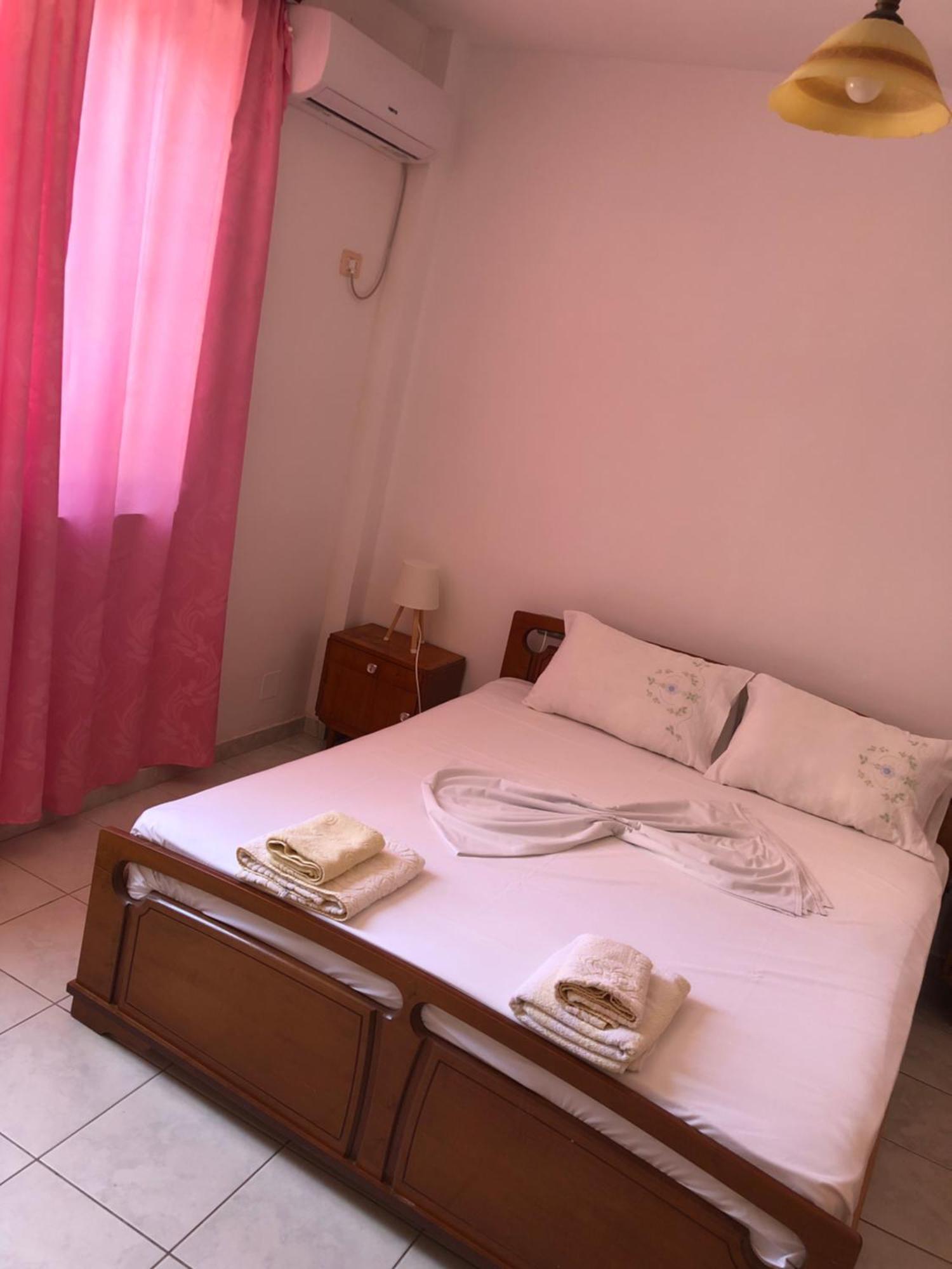 Sotiri Rooms Sarandë Esterno foto